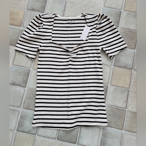 LOFT Tops - LOFT Black and White Striped Short Sleeve Tee